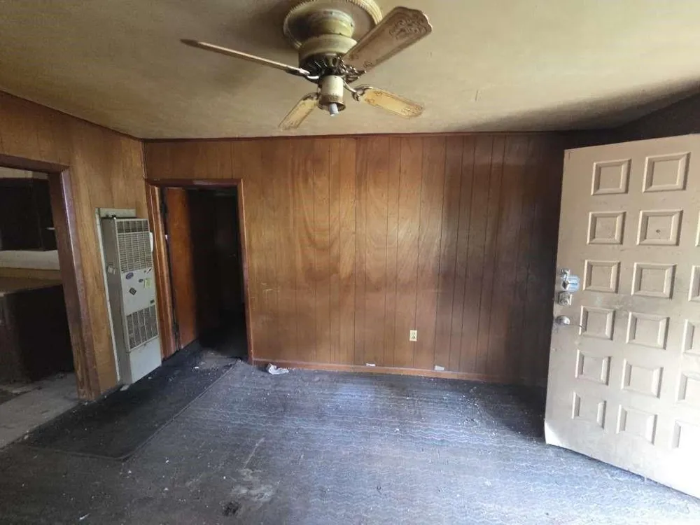 1007 S Scullin Avenue Denison, TX 75020