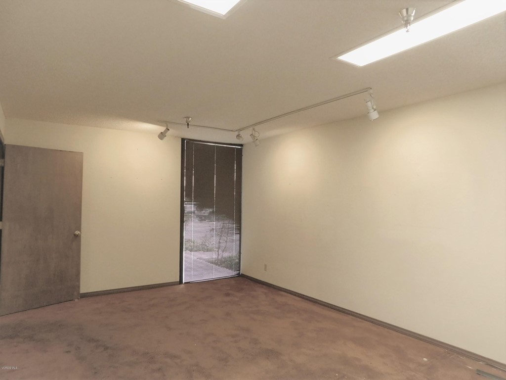 2368 Eastman Avenue #3 Ventura, CA 93003