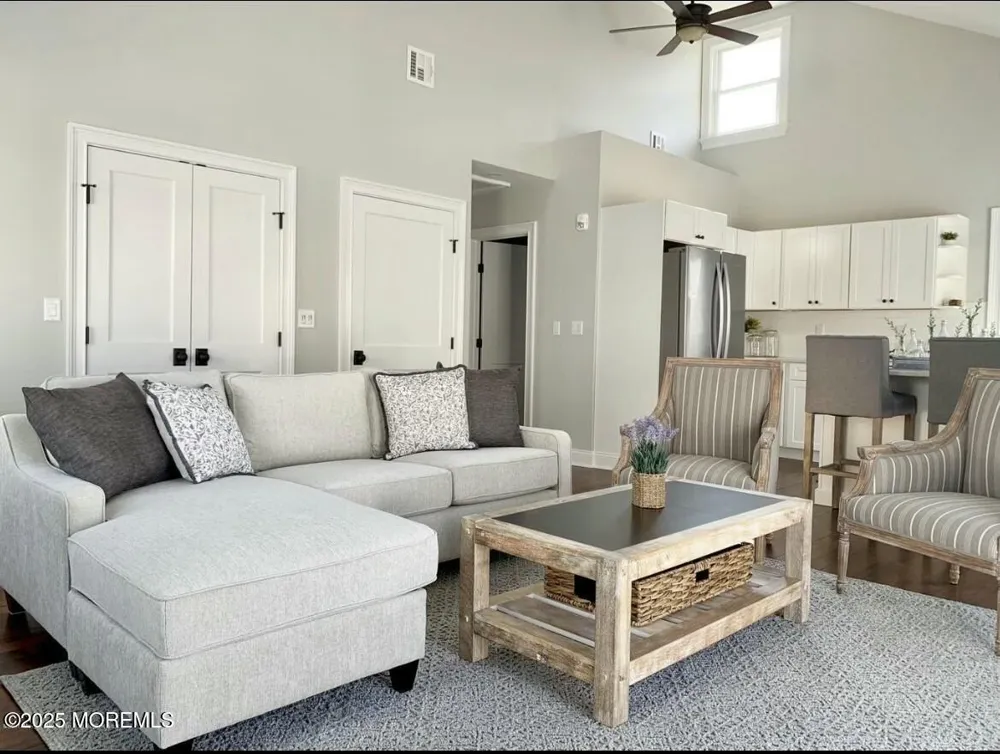 64 Bridge Avenue Bay Head, NJ 08742