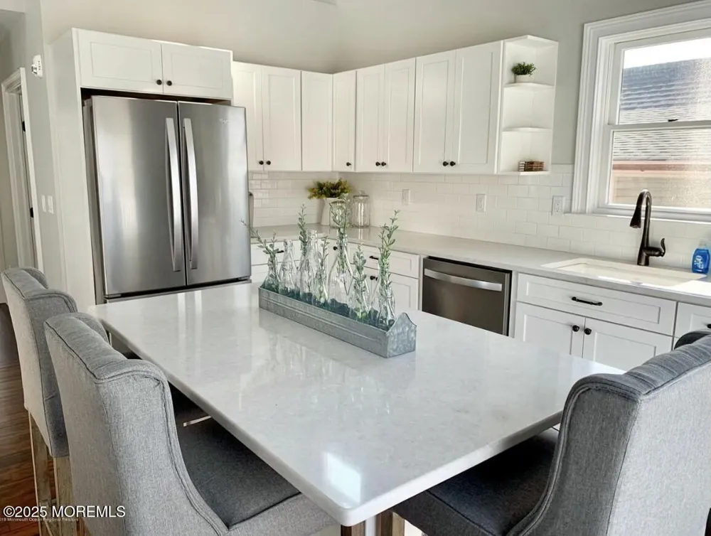 64 Bridge Avenue Bay Head, NJ 08742