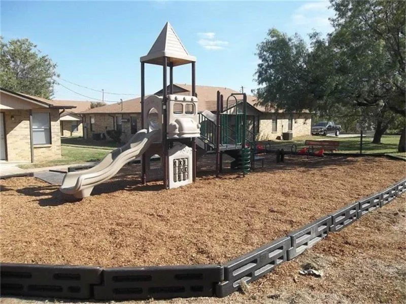 500 W Sadosa Eastland, TX 76448