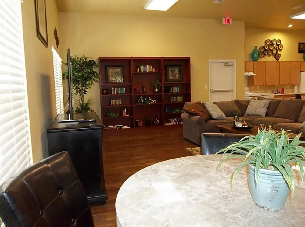 321 Thomas Burleson, TX 76028