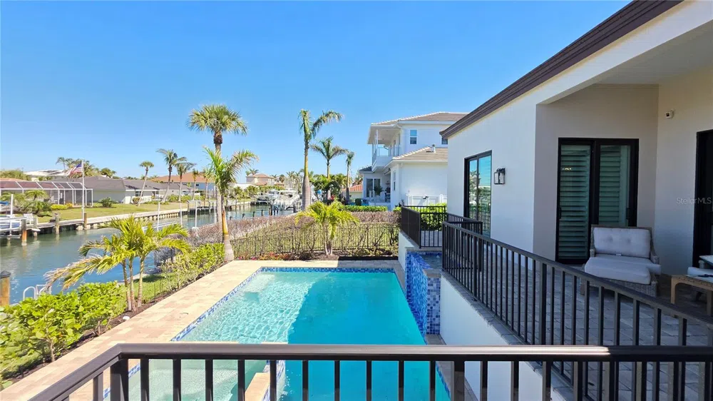 531 BIRDIE LANE Longboat Key, FL 34228