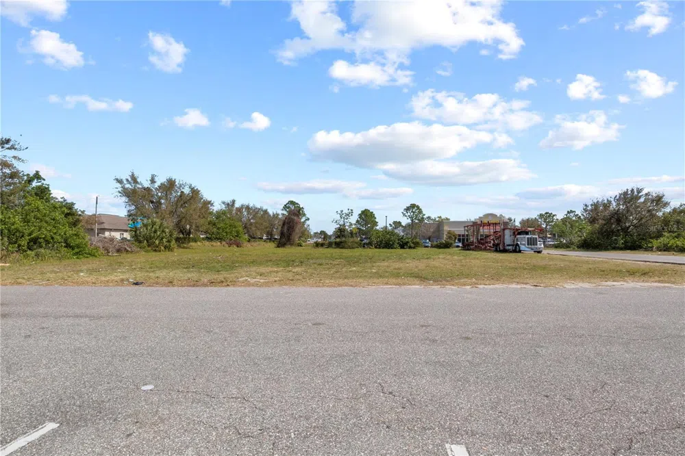 BIG BEND ROAD Riverview, FL 33579