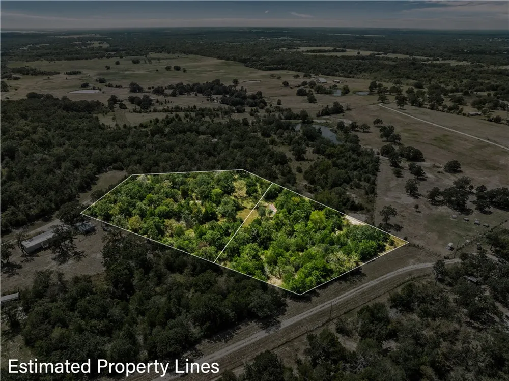 1470 Cedar Circle Snook, TX 77878