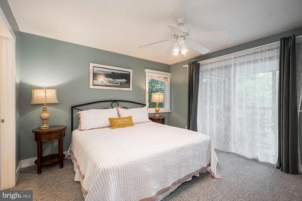 25 SILVER TREE LANE Oakland, MD 21550