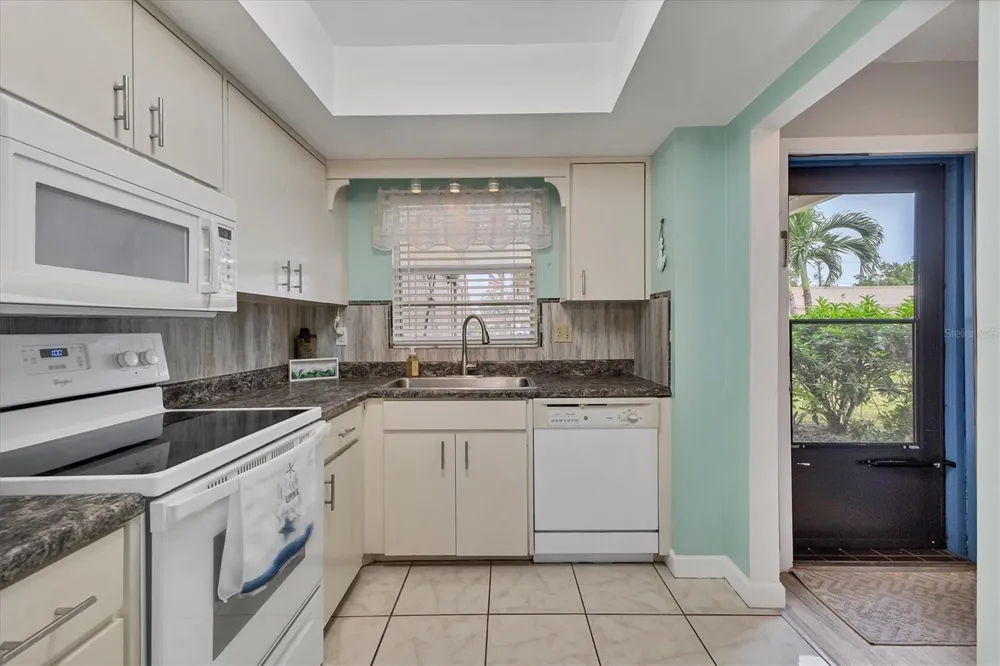 4803 PARK ACRES DRIVE Bradenton, FL 34207