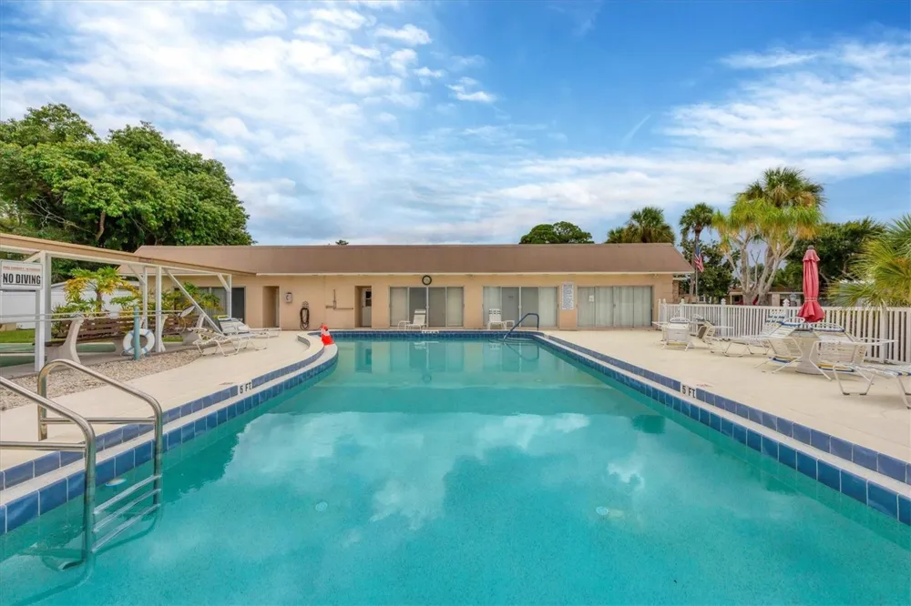 4803 PARK ACRES DRIVE Bradenton, FL 34207