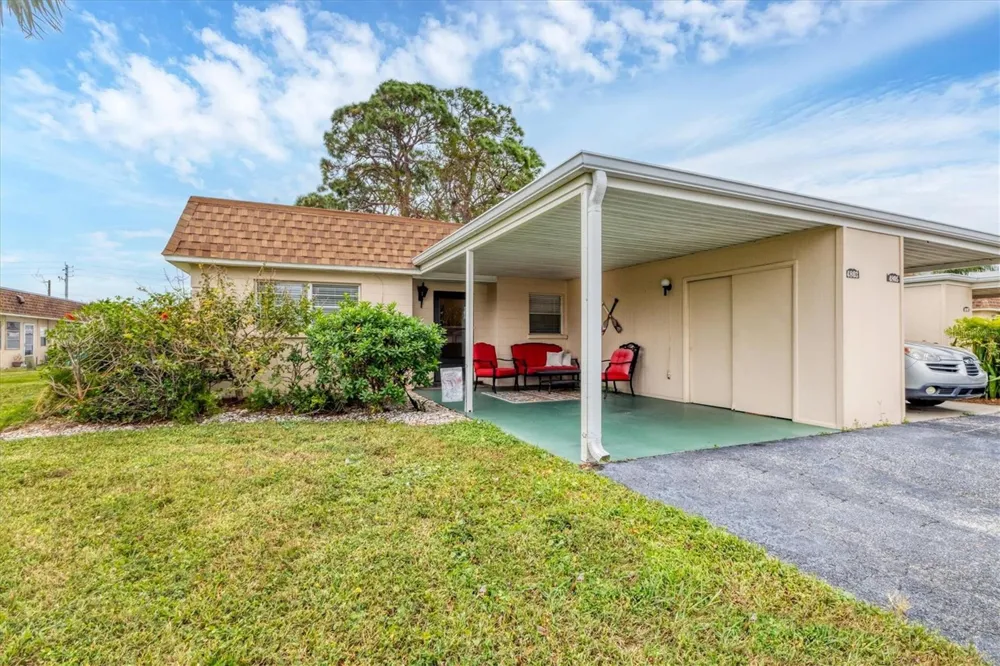 4803 PARK ACRES DRIVE Bradenton, FL 34207