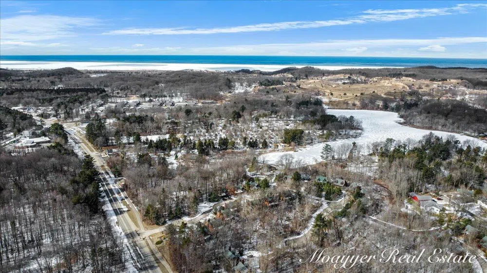 3577 Kingfisher Cove Drive Saugatuck Township, MI 49453