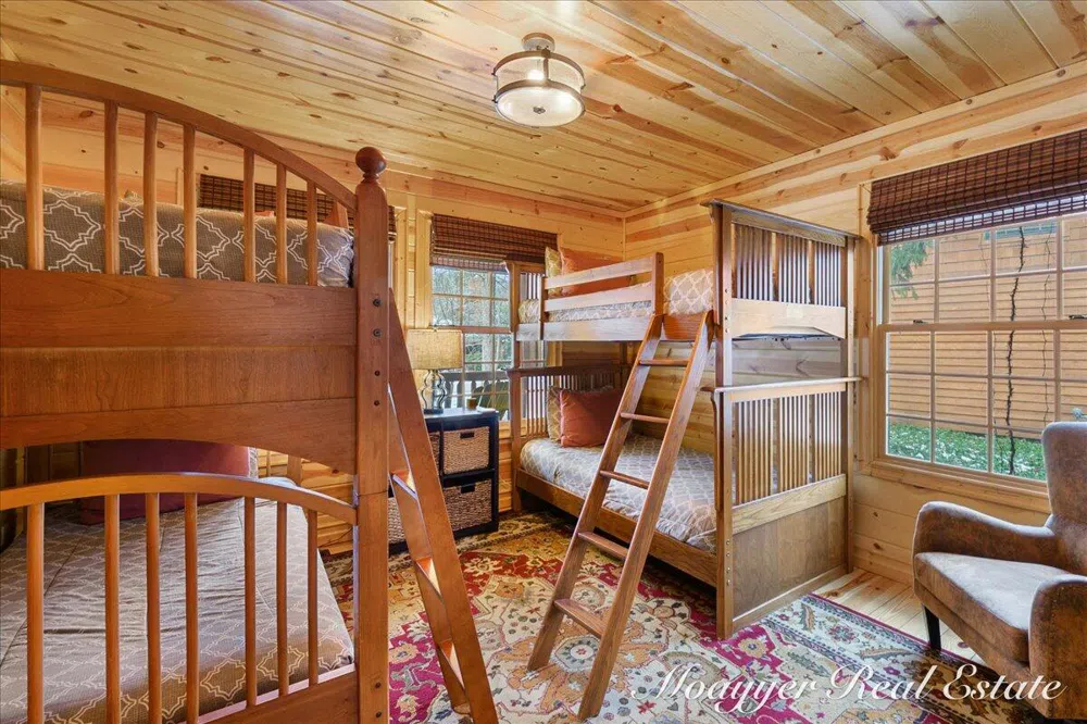 3577 Kingfisher Cove Drive Saugatuck Township, MI 49453