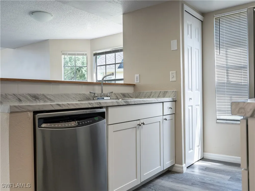 LAGUNA BAY CIRCLE #37 Kissimmee, FL 34746