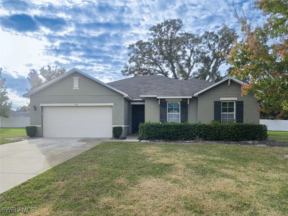 SUNNY FIELD COURT Eustis, FL 32726