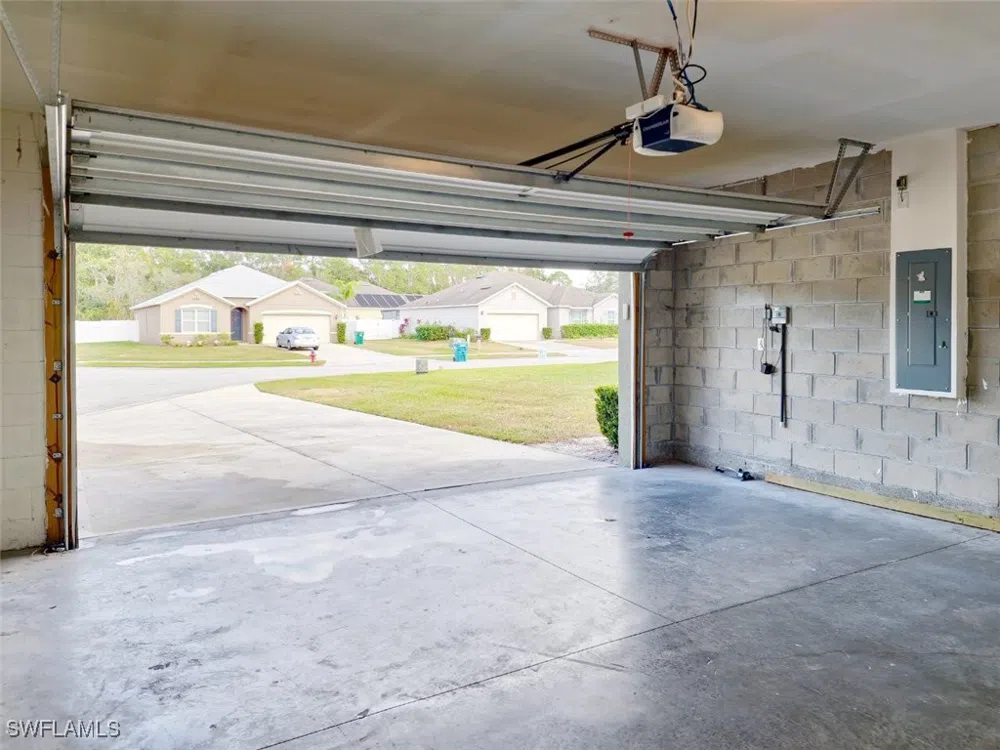 SUNNY FIELD COURT Eustis, FL 32726
