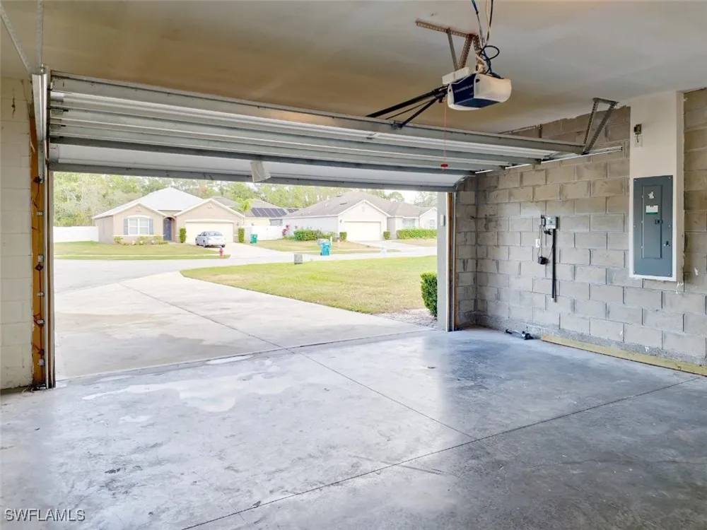 SUNNY FIELD COURT Eustis, FL 32726