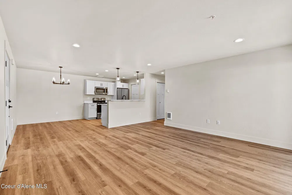 424 Olive Ave ##203 Sandpoint, ID 83864