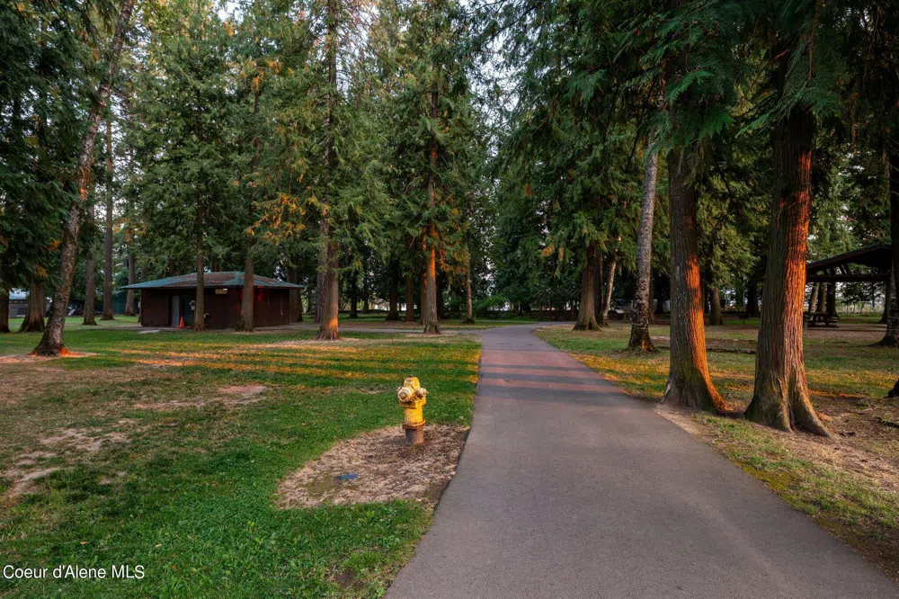 424 Olive Ave ##203 Sandpoint, ID 83864