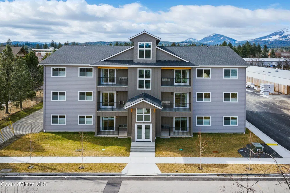 424 Olive Ave ##203 Sandpoint, ID 83864