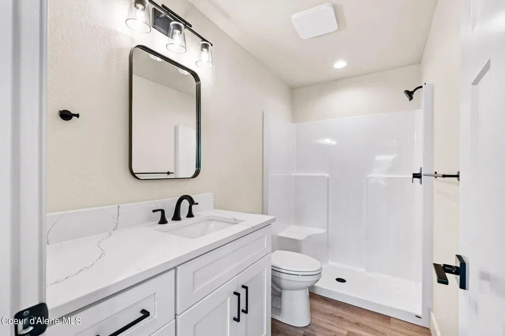 424 Olive Ave ##303 Sandpoint, ID 83864