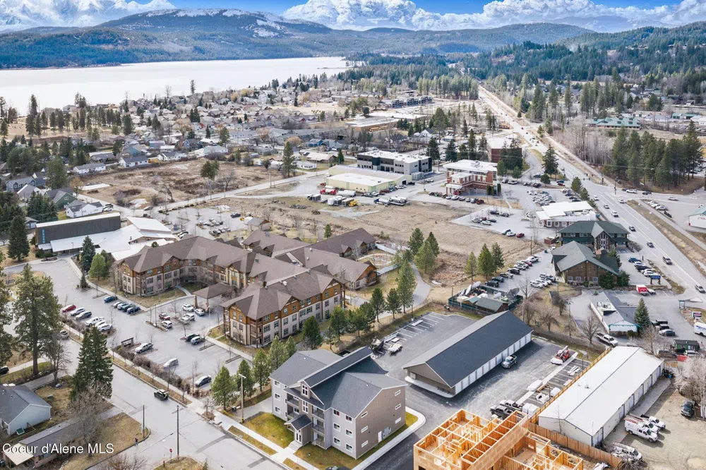 424 Olive Ave ##303 Sandpoint, ID 83864