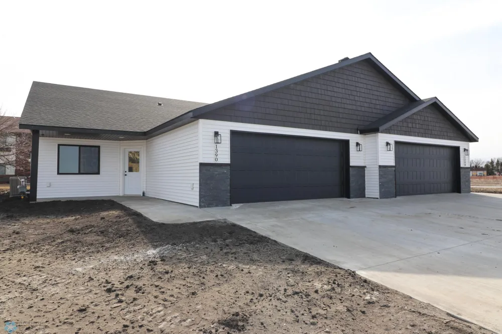 1404 Prairie Lane Wahpeton, ND 58075