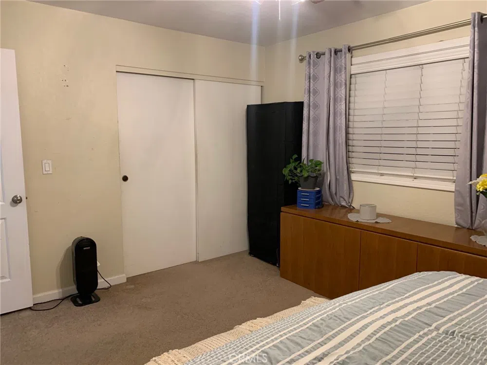 10316 S San Pedro Street Los Angeles, CA 90003