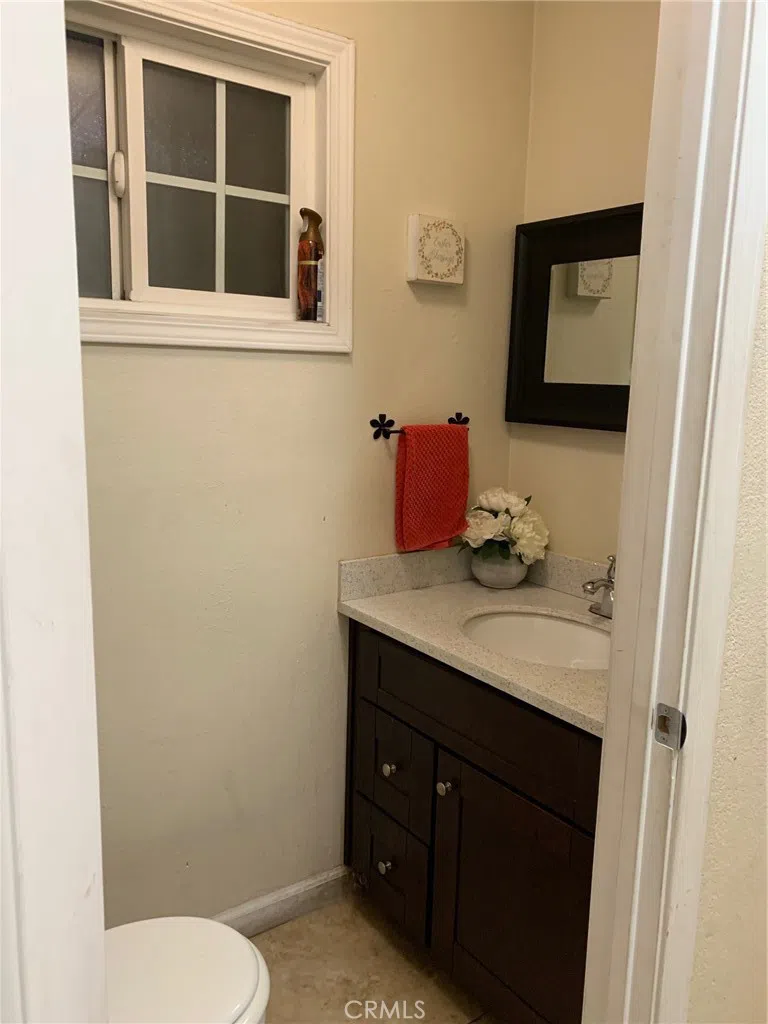 10316 S San Pedro Street Los Angeles, CA 90003