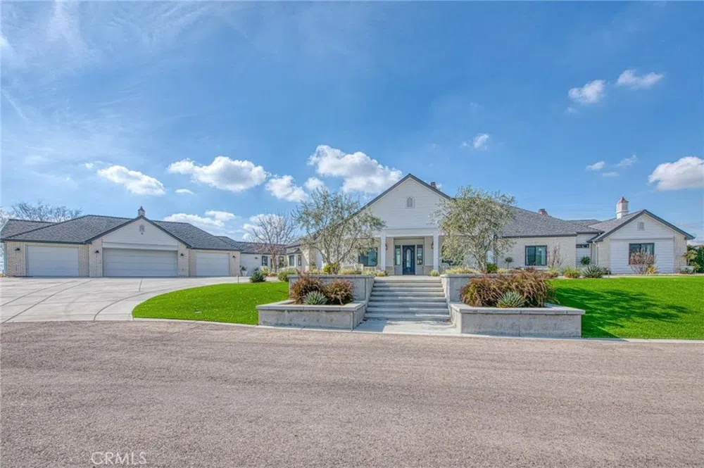 18300 Watts Valley Road Sanger, CA 93657
