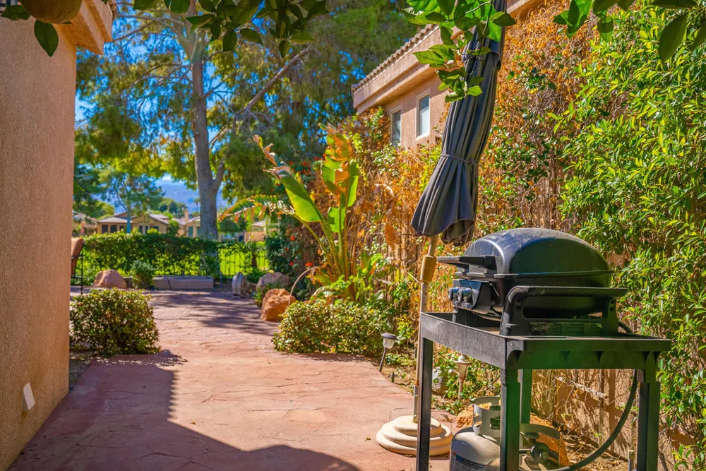 67579 S Laguna Drive Cathedral City, CA 92234