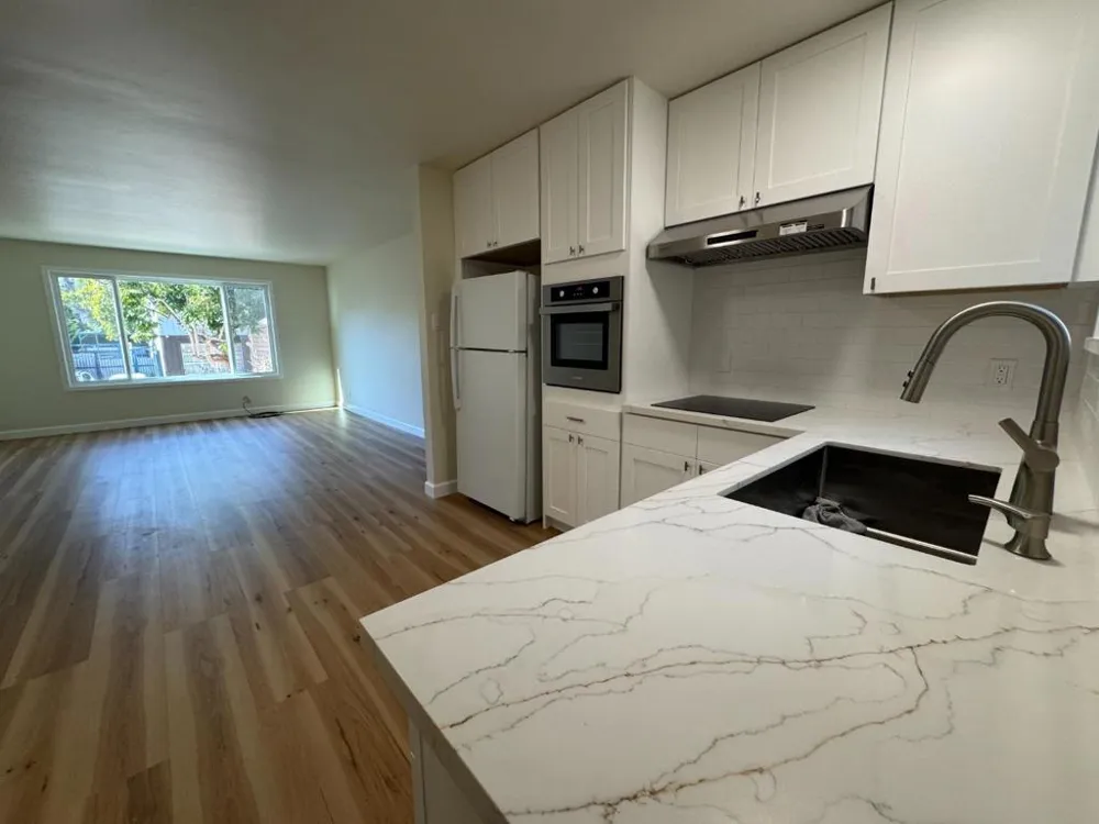370 Bartlett Street #3 San Francisco, CA 94110