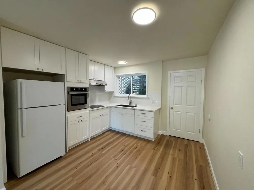 370 Bartlett Street #3 San Francisco, CA 94110