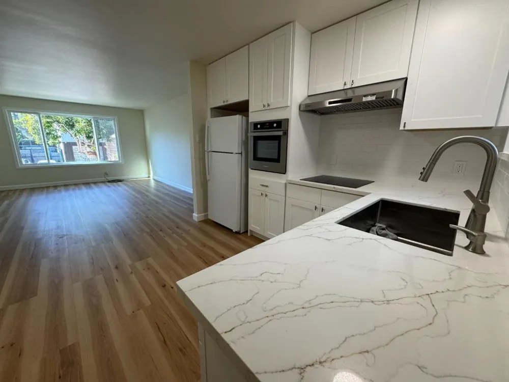 370 Bartlett Street #3 San Francisco, CA 94110