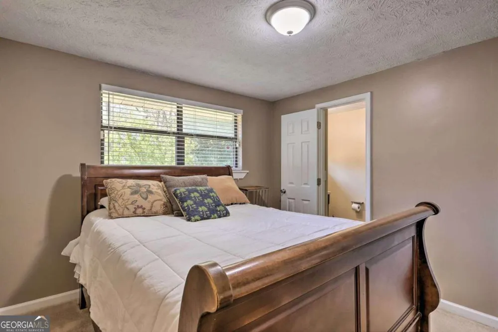 6207 Moss DR Douglasville, GA 30135