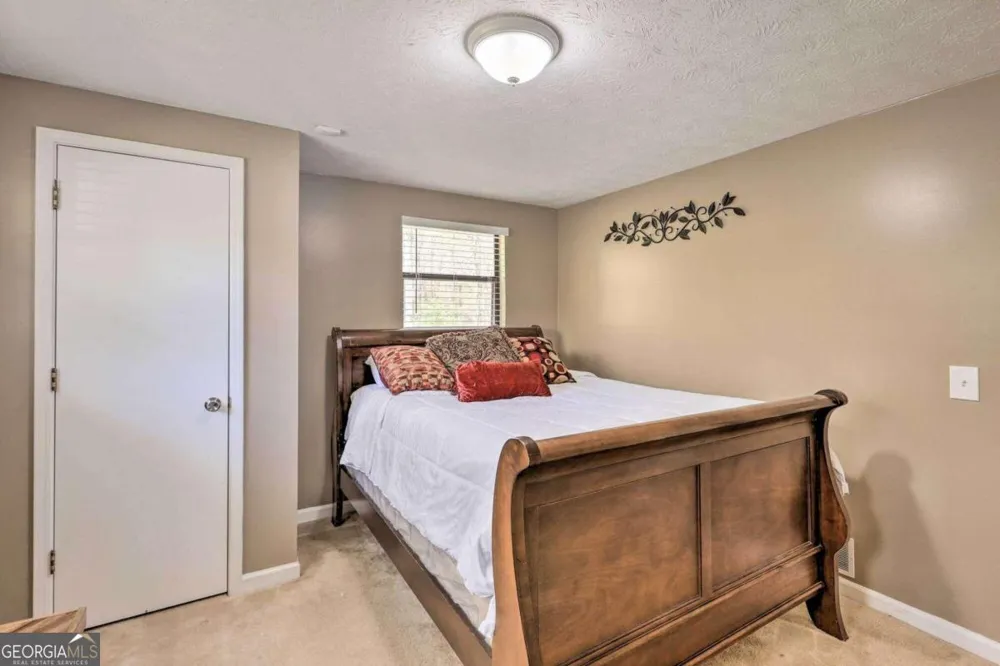 6207 Moss DR Douglasville, GA 30135