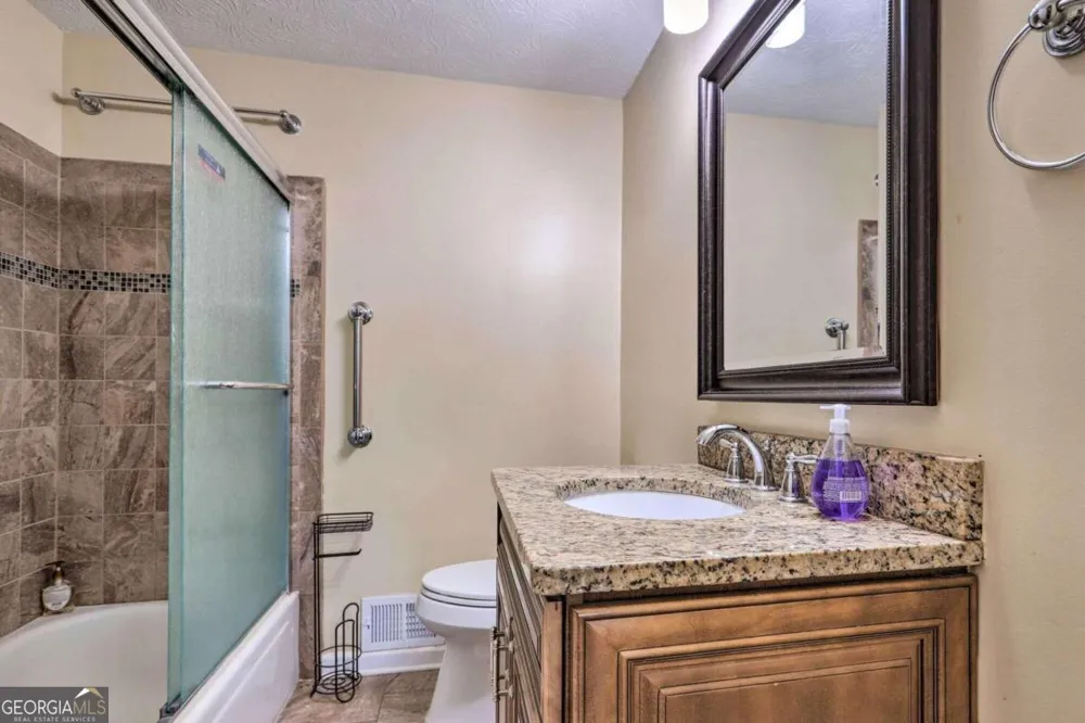 6207 Moss DR Douglasville, GA 30135