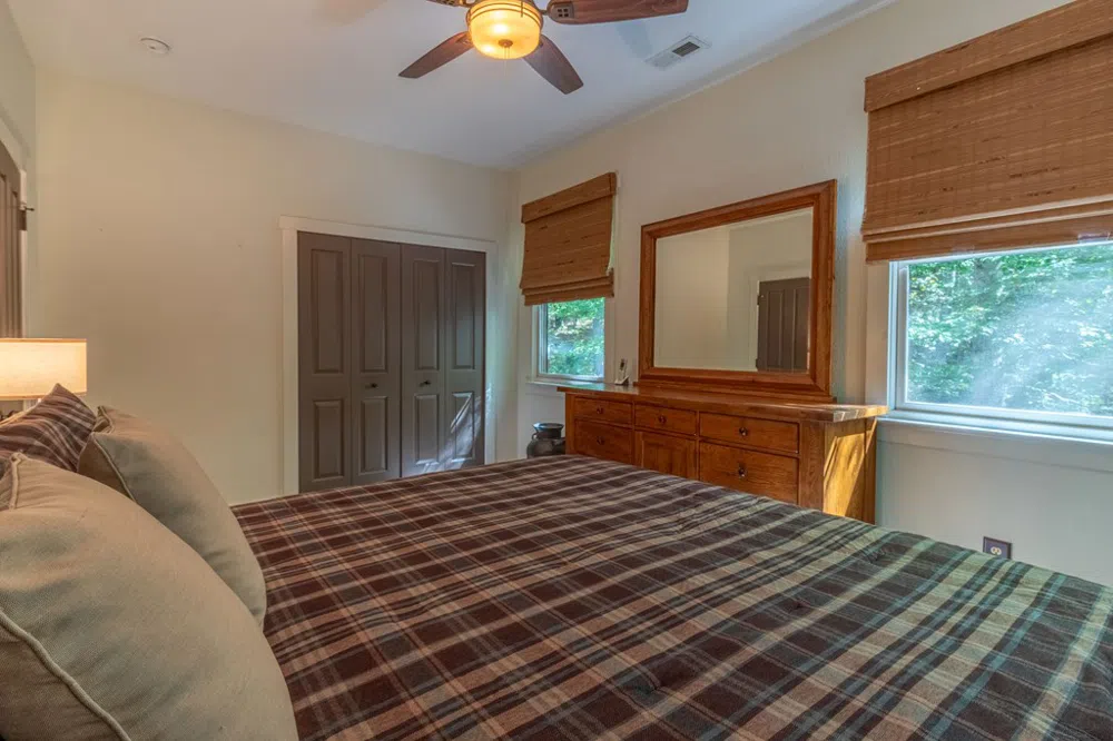 Allspice Ct Tuckasegee, NC 28783
