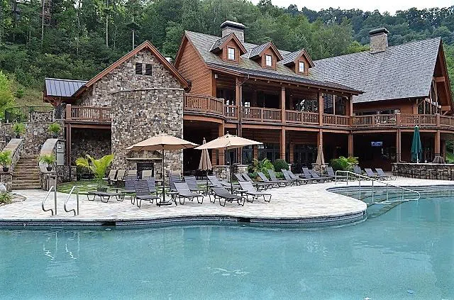 Allspice Ct Tuckasegee, NC 28783