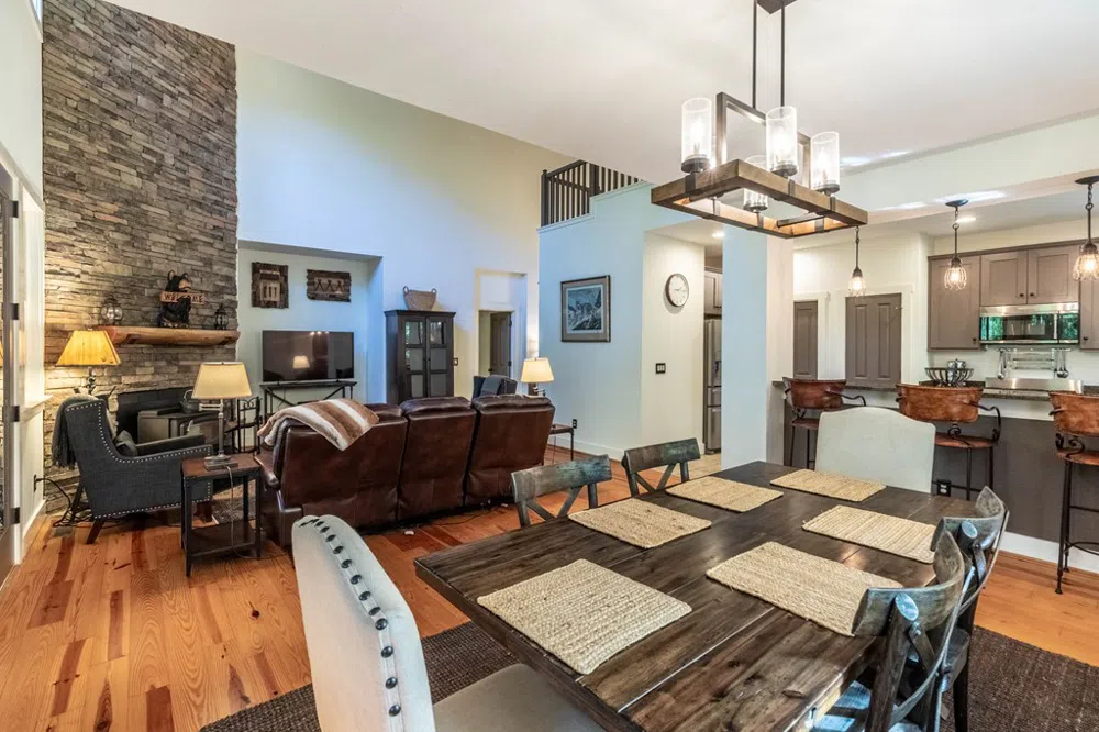 Allspice Ct Tuckasegee, NC 28783