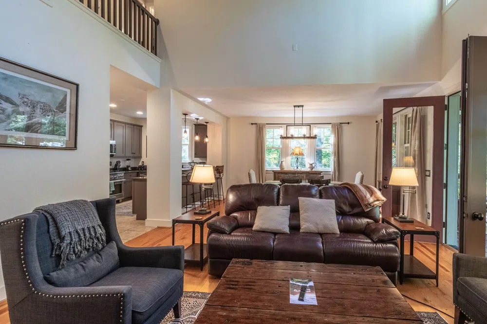 Allspice Ct Tuckasegee, NC 28783