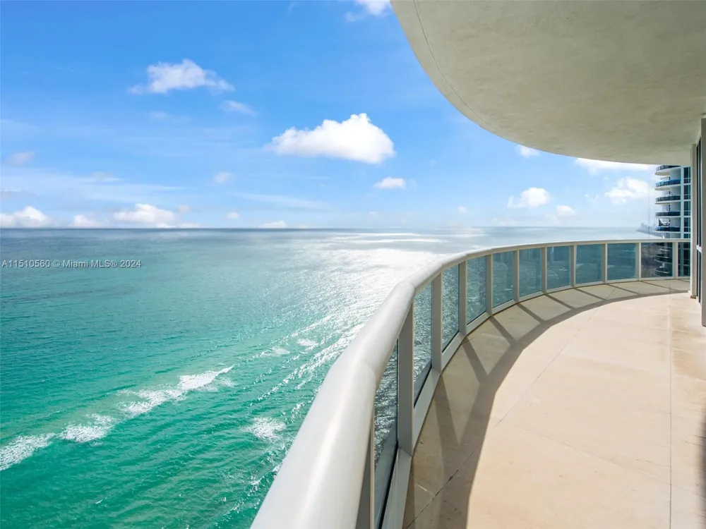 15901 Collins Ave #2801 Sunny Isles Beach, FL 33160