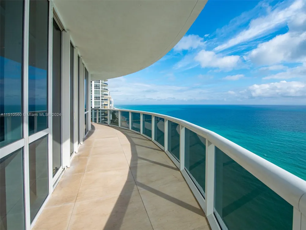 15901 Collins Ave #2801 Sunny Isles Beach, FL 33160