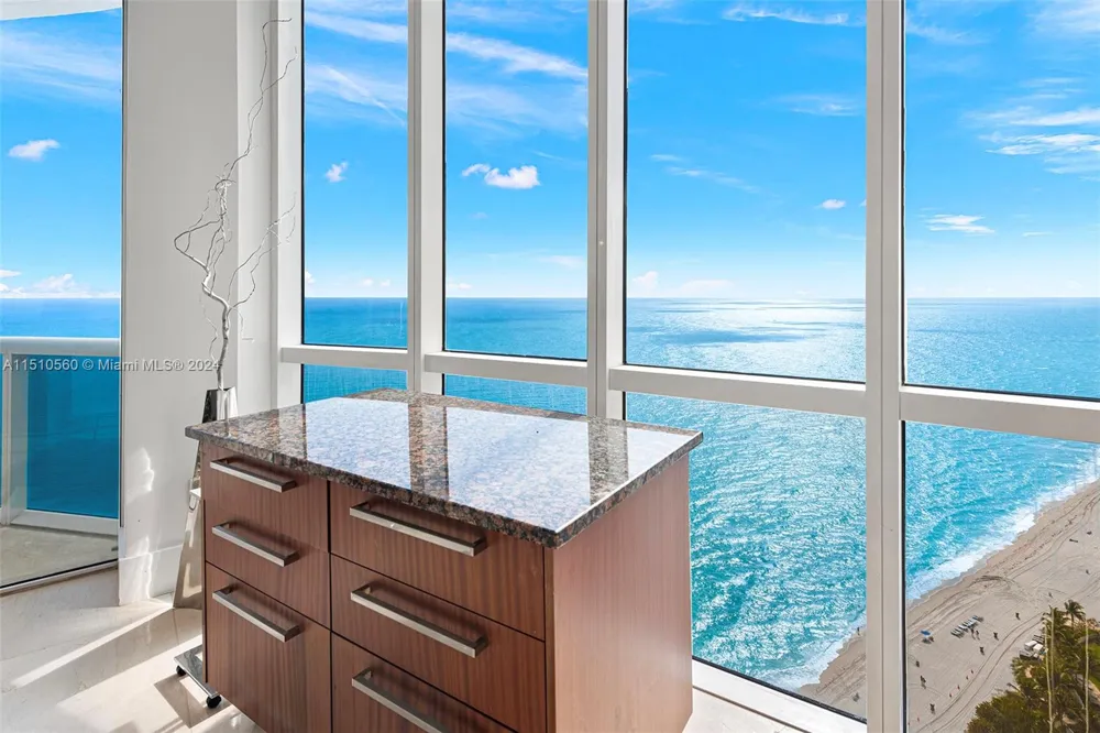 15901 Collins Ave #2801 Sunny Isles Beach, FL 33160