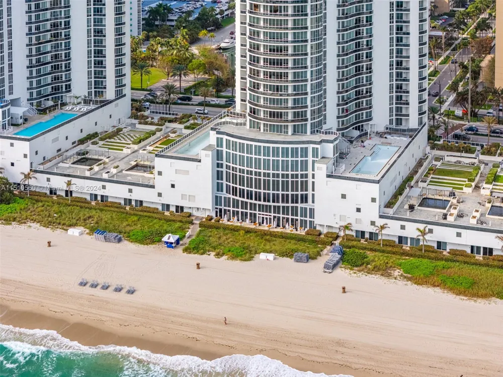 15901 Collins Ave #2801 Sunny Isles Beach, FL 33160