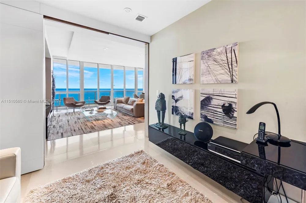 15901 Collins Ave #2801 Sunny Isles Beach, FL 33160