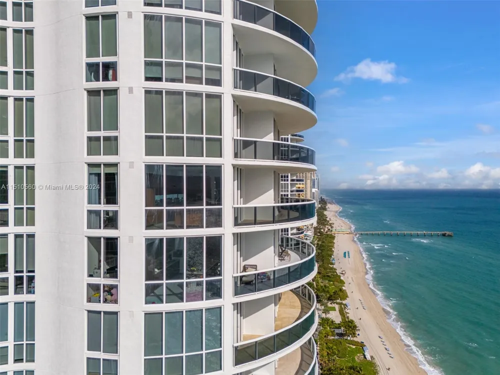 15901 Collins Ave #2801 Sunny Isles Beach, FL 33160