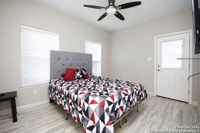 1403 S Young Rockport, TX 78382