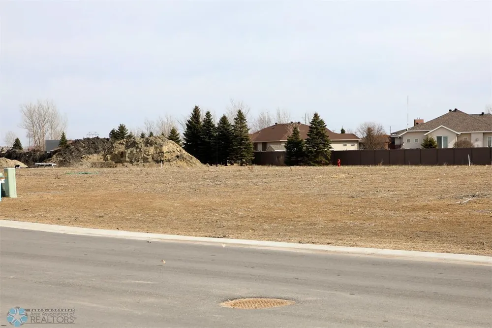 1753 Magnolia Court Wahpeton, ND 58075
