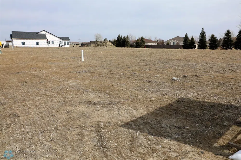 1768 Magnolia Court Wahpeton, ND 58075
