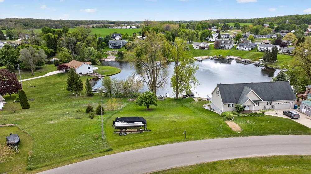 14391 Killybegs Lane Cement City, MI 49233