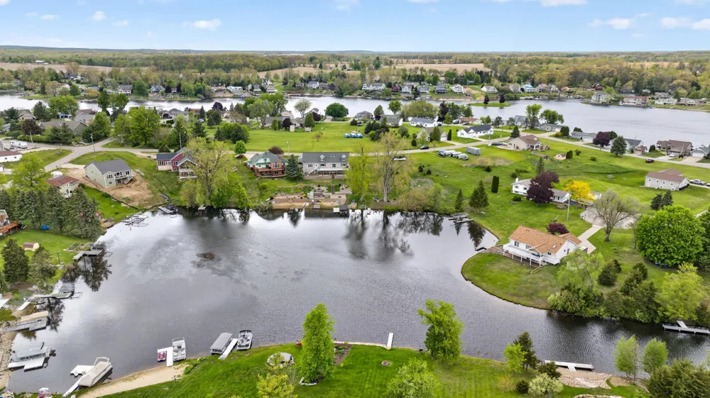 14391 Killybegs Lane Cement City, MI 49233